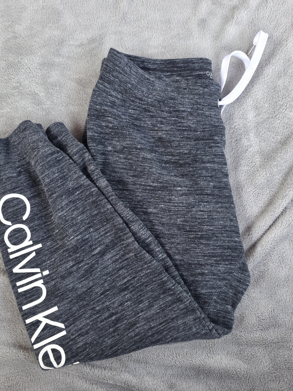 Calvin Klein Performance Fleece Lined Joggers Gray Logo Sweatpants Women’s Large